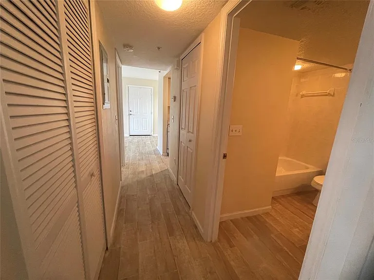 1122 S Pine Ridge Cir #1122 — Photo 13