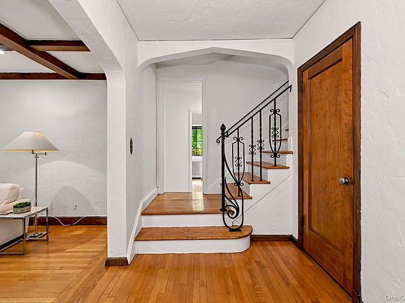 2nd image of 56 Woodlawn Avenue