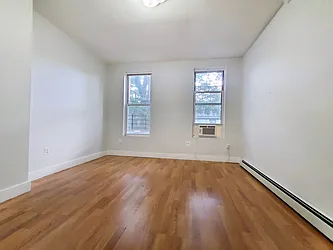 Rented by Rentall Group Inc