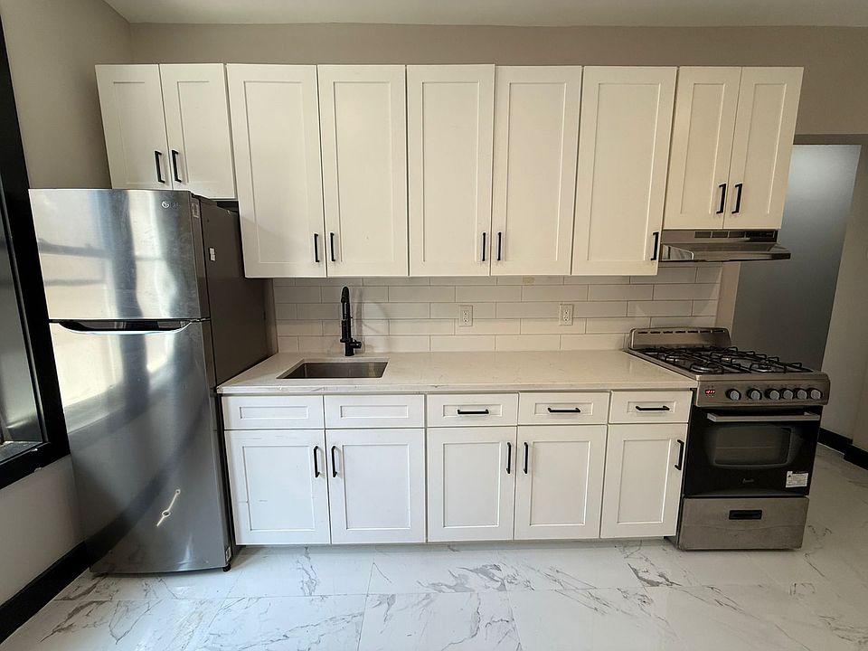 1st image of 55 Lincoln St #26E