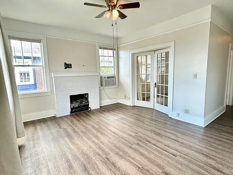 40 Cottage Ave #3 — Photo 2