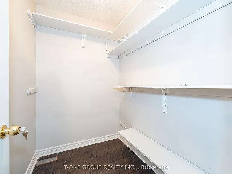 382 Elgin Mills Rd W — Photo 31