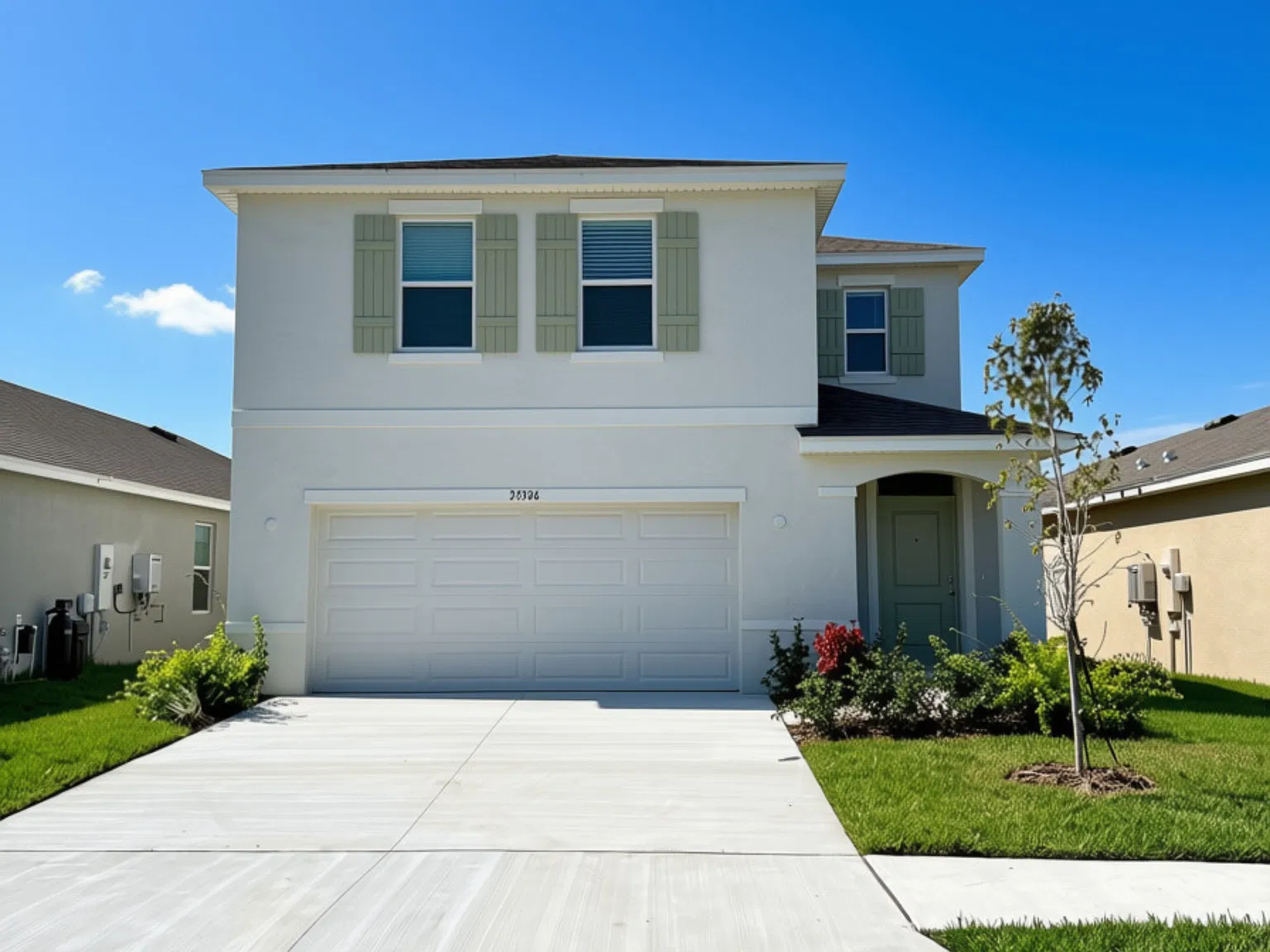 4 bed, 2305 sqft, $2,600 — Photo 2