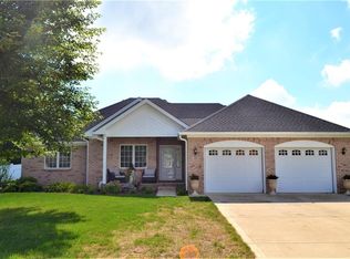 778 Robertson Ct, Danville, IN 46122