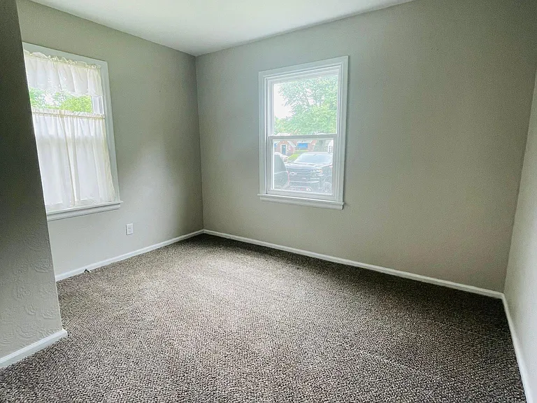 4327 Harvest Ln — Photo 18