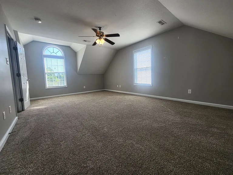 3346 Hunt Crest Rd — Photo 9