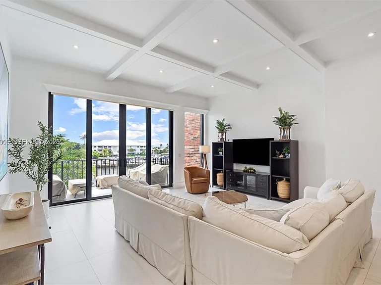 1800 S Ocean Dr #406 — Photo 9