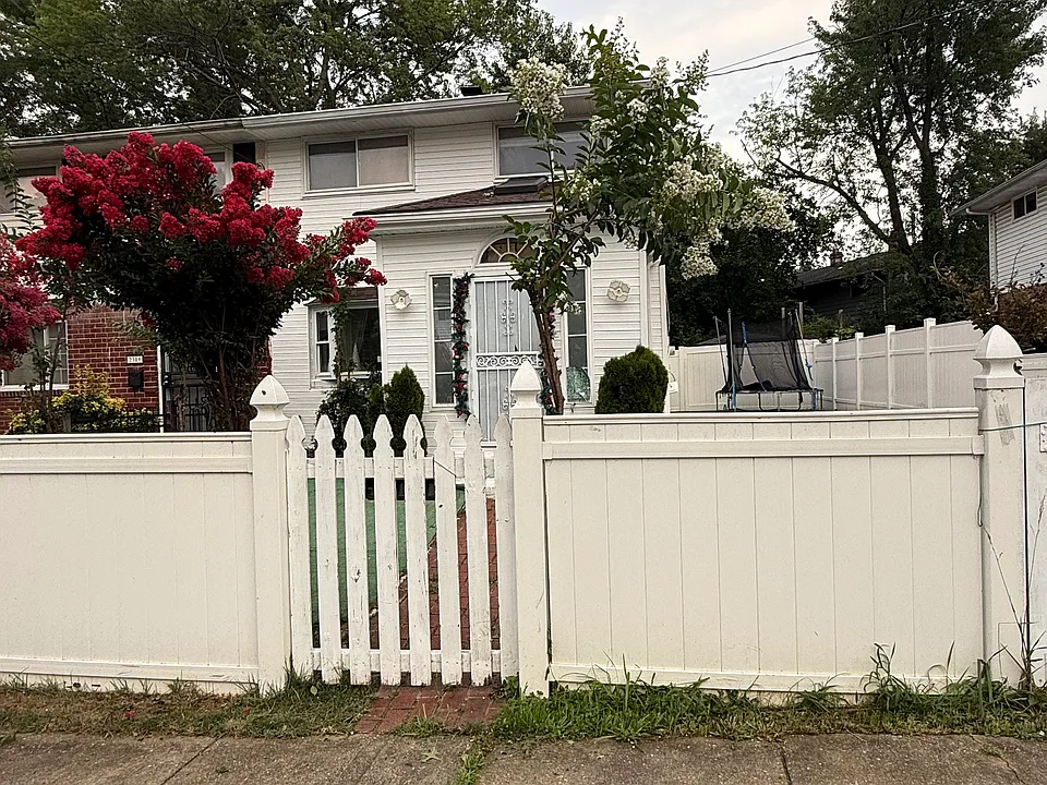 2307 Virginia Ave