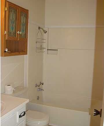 5th image of 301 Strasbourg Dr