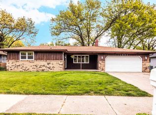 1905 Sierra Ct, Pekin, IL