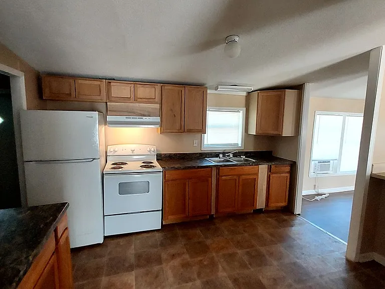 2 Live Oak Ln — Photo 2