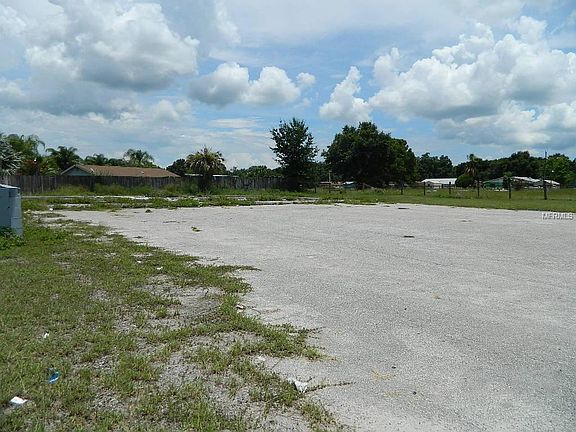 4th image of 1309 Martin Luther King Jr Ave