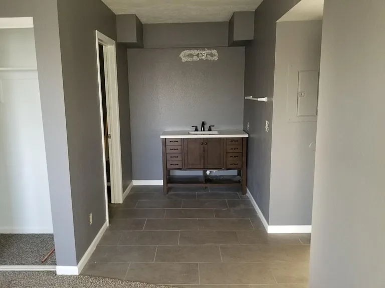 1075 E Chandler Blvd #207 — Photo 5