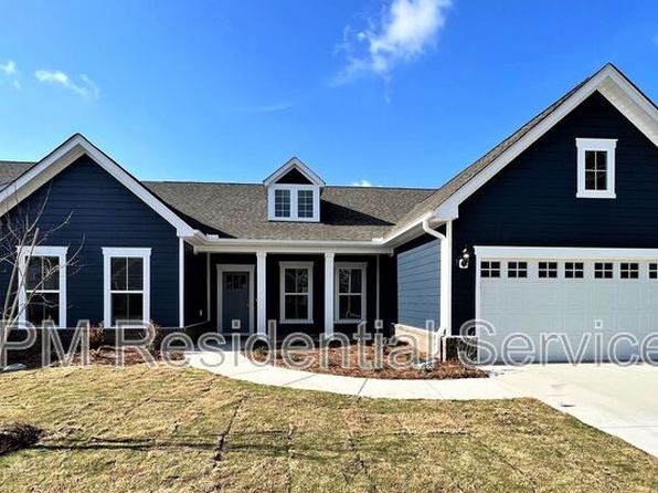 506 Fox Sedge Pl