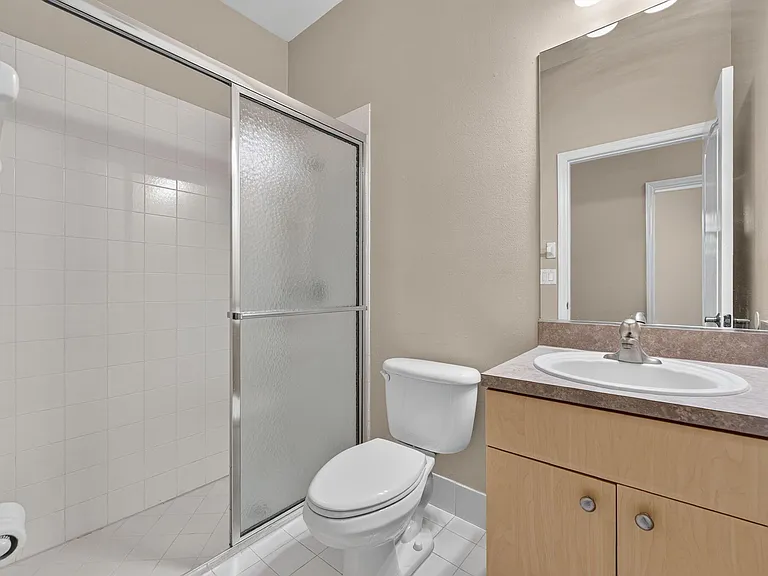 6775 SW 195th Ave — Photo 16