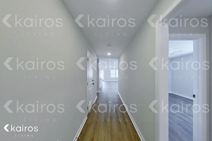 13 Cottage Grove Dr — Photo 2
