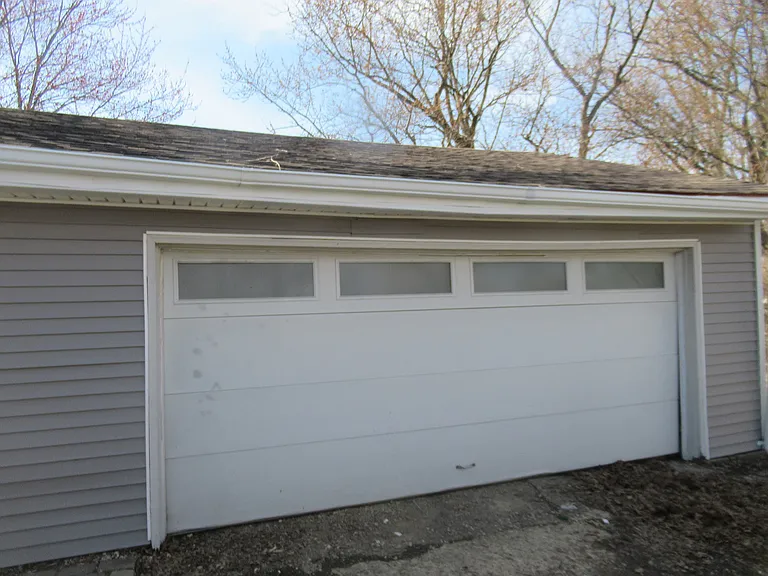 9295 Dorothy Dr — Photo 4