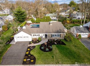 42 Buchanan Rd, Metuchen, NJ 08840