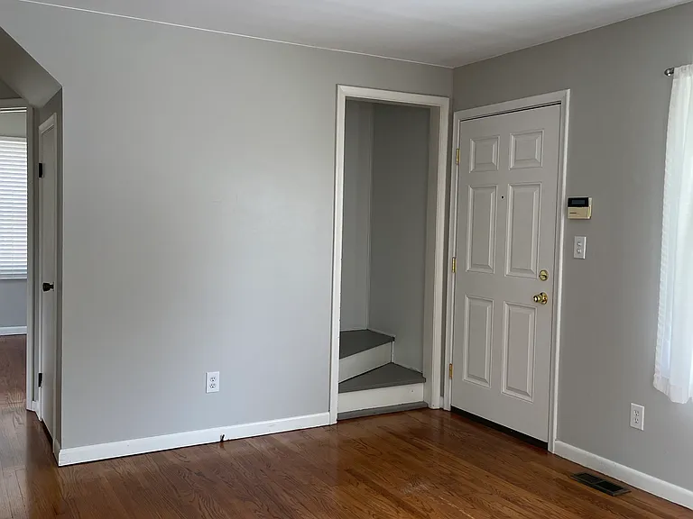 61 W Kalama Ave — Photo 3