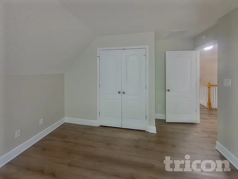 111 Beaverbrook Ln — Photo 11
