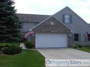 2933 Hunters Pl, Kalamazoo, MI 49048