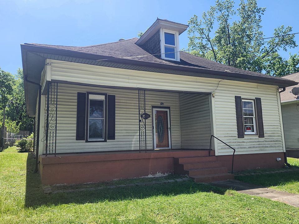 1st image of 321 Valeria St