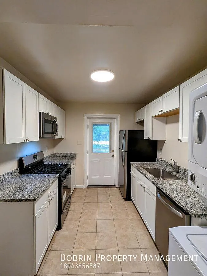 Bright & Airy 3B in Randolph — Photo 2