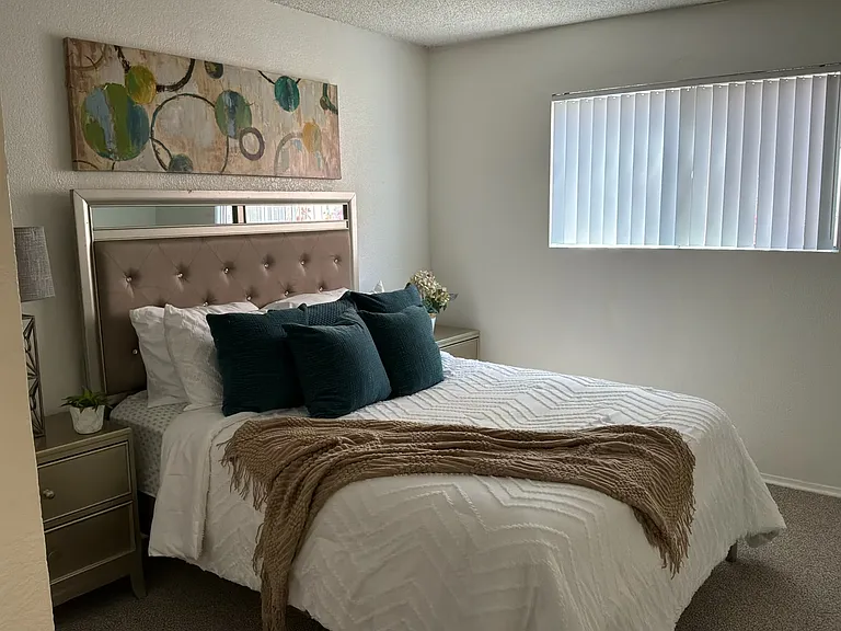 The Carlton Ridge Apartments — Photo 15