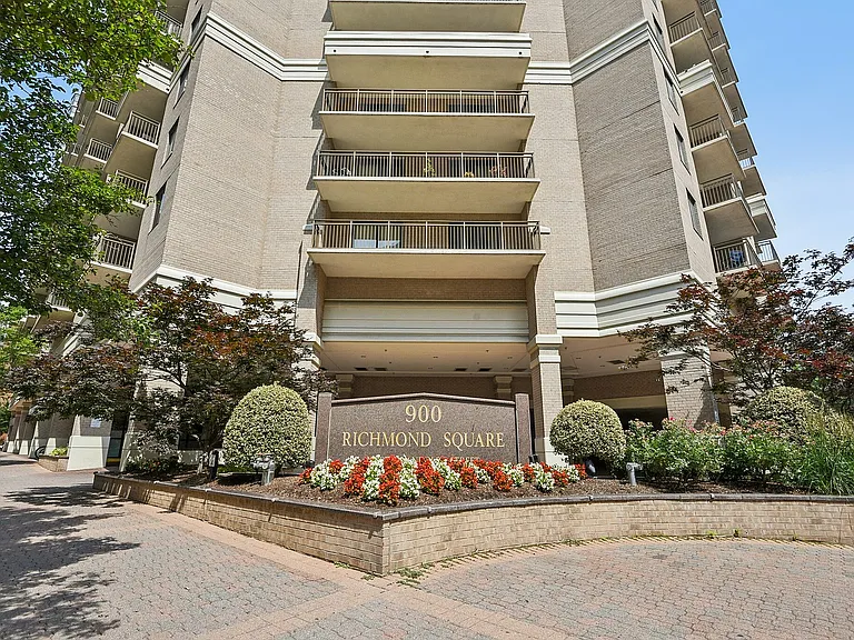 Richmond Square