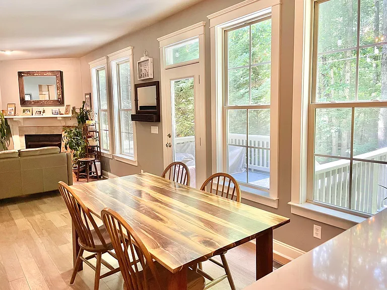 119 Mountain Dr — Photo 3