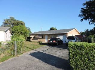 3202 NW 18th St, Lauderhill, FL 33311