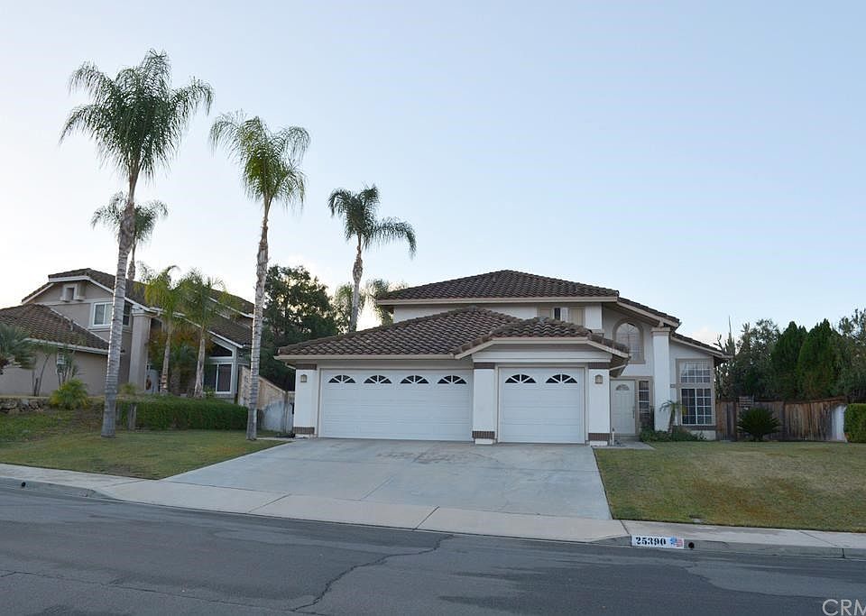 1st image of 25390 Blackthorne Dr