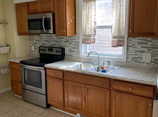 42 N Lehigh Ave #C, Frackville, PA 17931