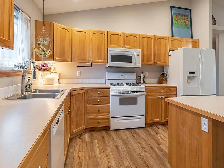 2383 W Sheffield Trl — Photo 12