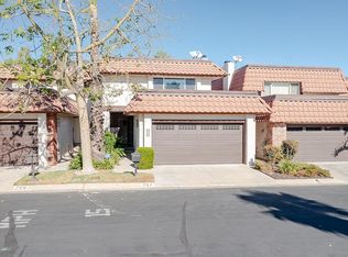 757 Galaxy Heights Dr, La Canada Flintridge, CA 91011