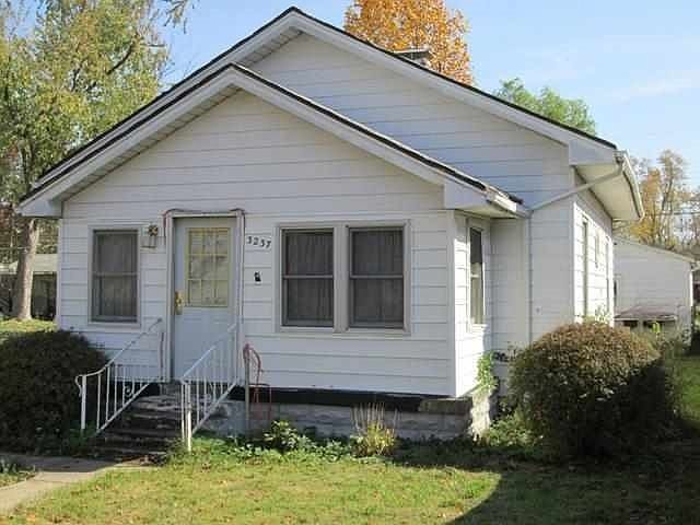 1st image of 3237 N 21st St