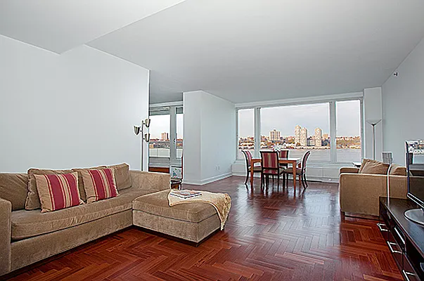 Sold by BLU Real Estate | media 23