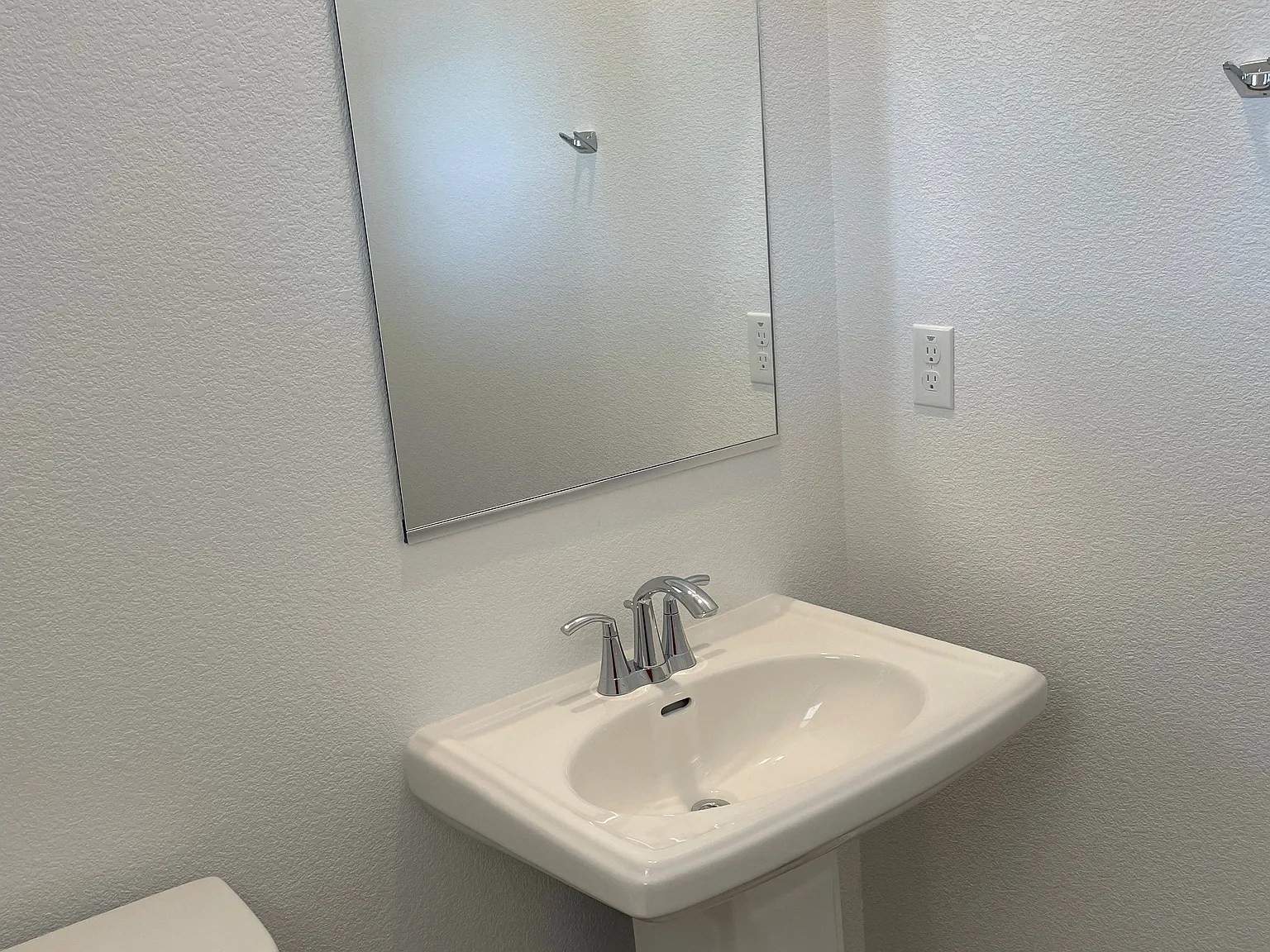 1427 Algodon Rd — Photo 4
