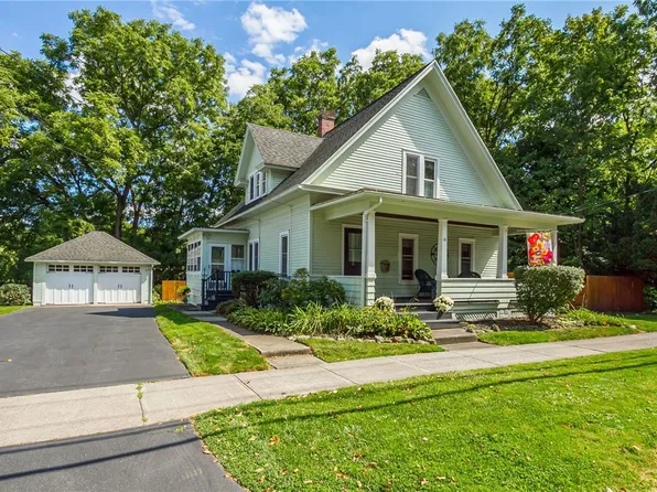 14 York St, Honeoye Falls, NY 14472