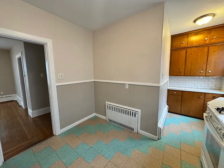147 Wood St #1 — Photo 15