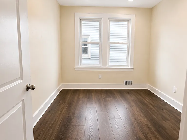 BEDROOM #2