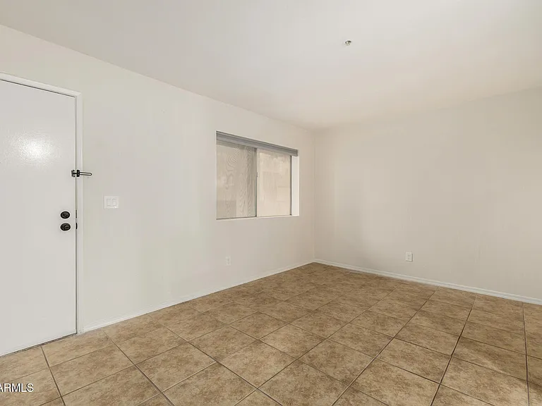 12123 W Bell Rd #110 — Photo 4