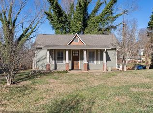 63 Deaverview Rd, Asheville, NC 28806