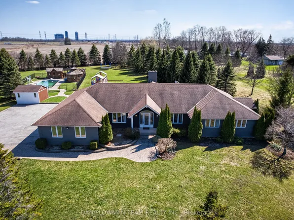 11 Steepleview Ct, Oshawa, ON L1H 7K4