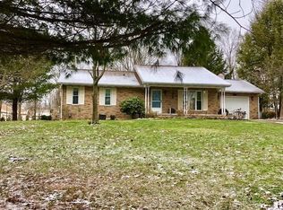 260 S Kerrwood Dr, Hermitage, PA 16148