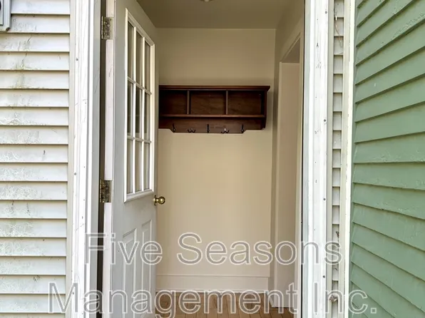 18-20 Hayward St #1, Burlington, VT 05401