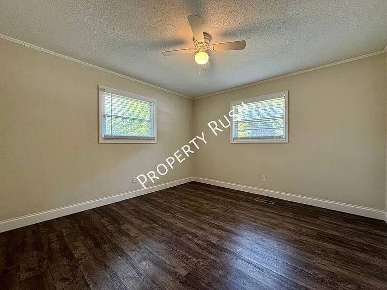 209 Signal View St — Photo 20