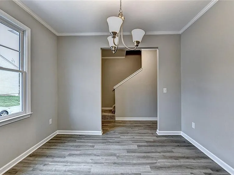 2776 Laurel Ridge Cir — Photo 9