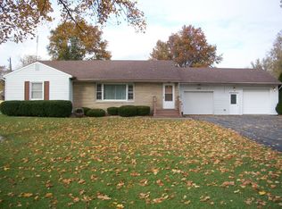 303 W Liberty St, Butler, IN 46721