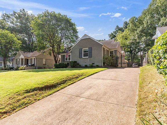 4th image of 3621 Aurora Cir